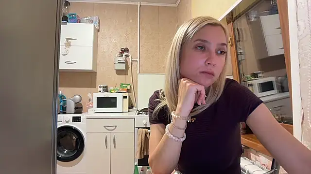 AngelJeni – Kamerová šou