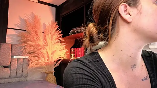 AlliceLover live XXX chat