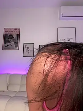 MissyJi Chat XXX live
