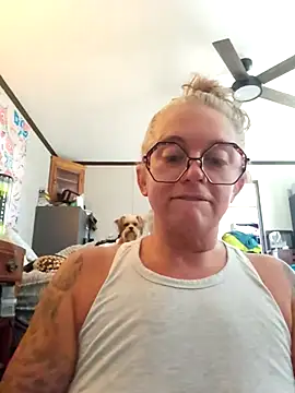 Blondejenn Show in webcam