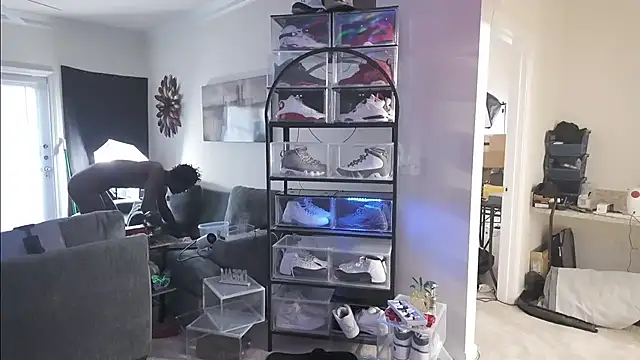 Triggerhappycj100's Live XXX Chat