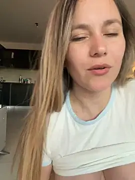 Nasss7 Adlı Modelin Canlı XXX Sohbeti