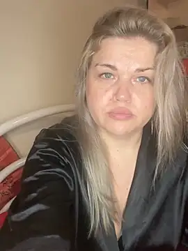 Nayvessa Live XXX-Chat