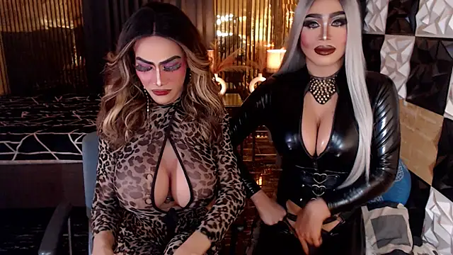 Czat XXX na żywo – MonstrousCockDiva