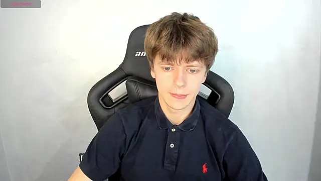 XXX chat uživo modela bonekoambalabu