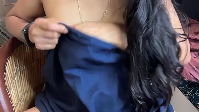 hot_spicey Adlı Modelin Canlı XXX Sohbeti