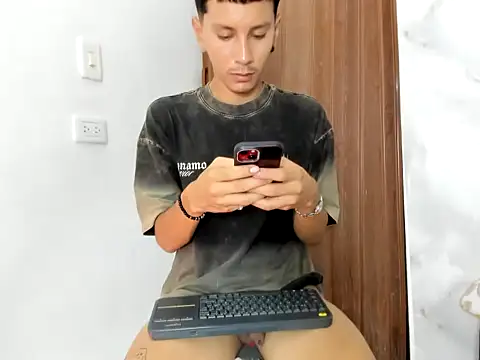 Živý XXX chat miky_vellmont