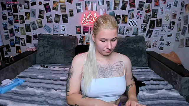 Chat XXX ao vivo de x_Ulya1cutex