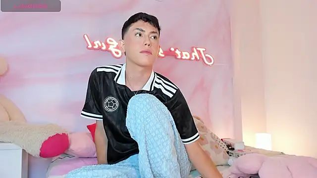 Iam_Caami_ – webcam-show