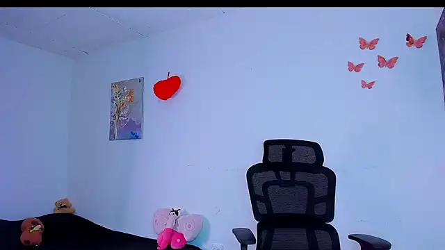 دردشة Laura_Ivy الجنسية المباشرة