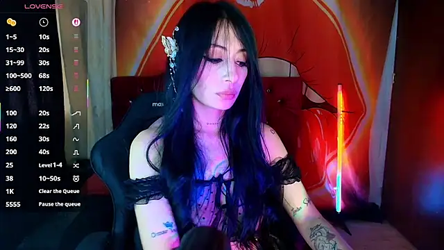 venus-foxy's Live XXX Chat