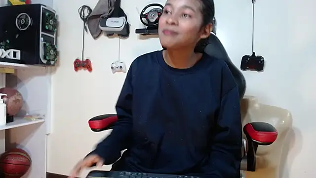 Chat +18 de _QueenMarilyn ao vivo