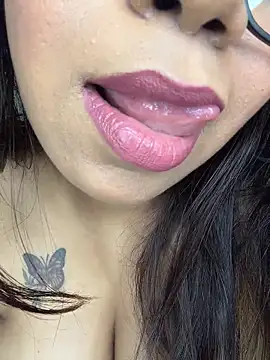 Онлайн чат XXX Malika_Secrets