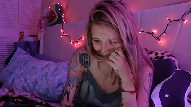PeachyBabyx Шоу с уебкамера