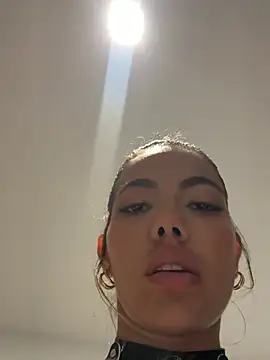 BomBumVelvet's Live XXX Chat