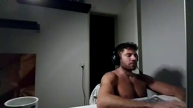 alpha-hunk Webcam-Show