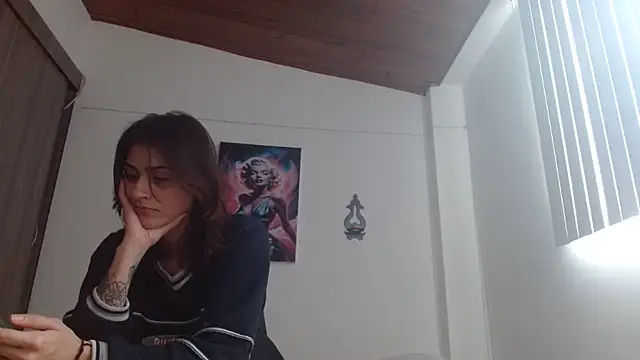 Crystal_Star_ Live XXX-chat