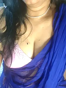 Anusri_359359 Obrolan Langsung XXX