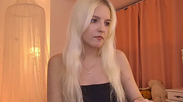 ViolaMore's Live XXX Chat