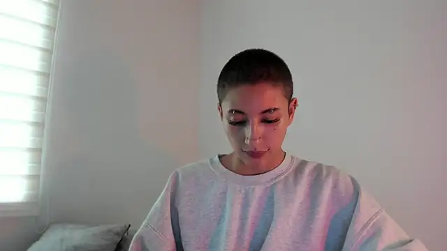 vandalovee_ 라이브 XXX 채팅