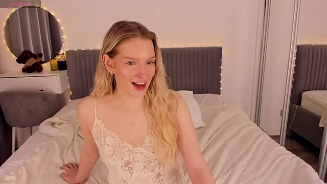 CassieRayss' Live XXX Chat