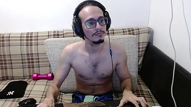 Chat XXX en directo de cholitohermoso