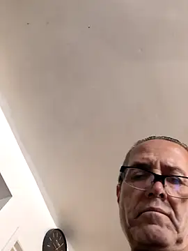 bobby69cock: вебкам-шоу