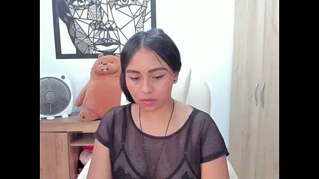 Ciara8 Chat XXX in diretta