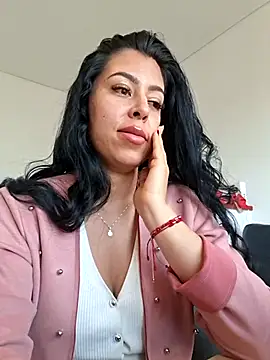 Luianna live XXX chat