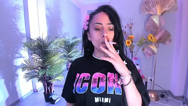 צ'אט XXX בשידור חי של Cupcake_Izzy