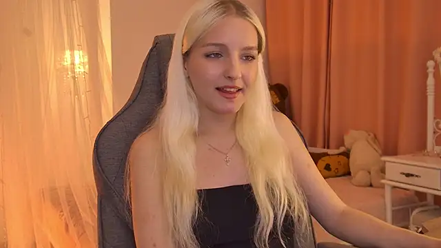 ViolaMore's Live XXX Chat