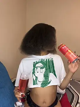 Czat XXX na żywo – PEACHWAV3
