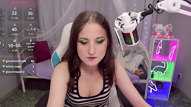 Chat +18 de KiraDuvall ao vivo