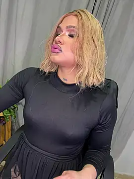 Melania_ferr ওয়েবক্যাম শো