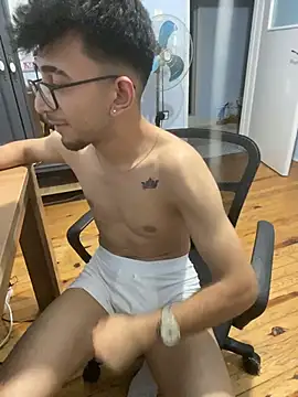 Alevderlerrs Live XXX-Chat
