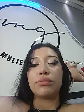 BarbieBonnet's Live XXX Chat