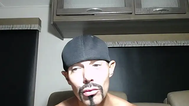 ThickD2C's Live XXX Chat