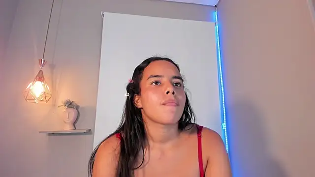 Roxy_Stonee live XXX chat
