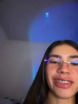 Eveliin_ruiz's Live XXX Chat