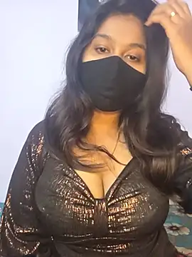 Aadhira_doll Pertunjukan Webcam