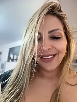 _Abril-Office1 Pertunjukan Webcam