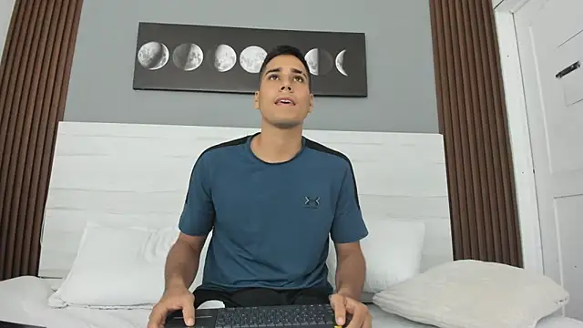 Chat XXX Live Mauro_boy