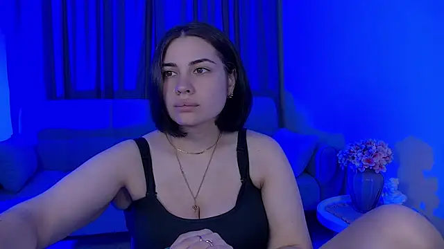 AdrianaToress Chat XXX live