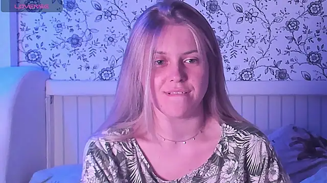AngelAntyn Live XXX chat