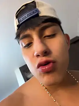 Lander_Cruz – Live XXX-chat