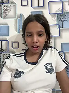sanjna0122's Live XXX Chat