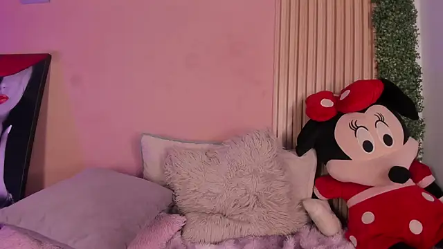 Czat XXX na żywo – Winnie_cutee
