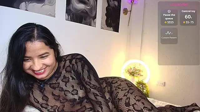 thepeach_ Chat XXX in diretta