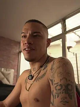 AlphaMasterXxxn Live XXX chat
