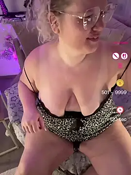 Chat +18 de KimberlyCurves ao vivo